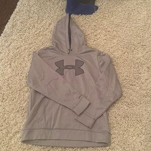 Under armour sweat shirt